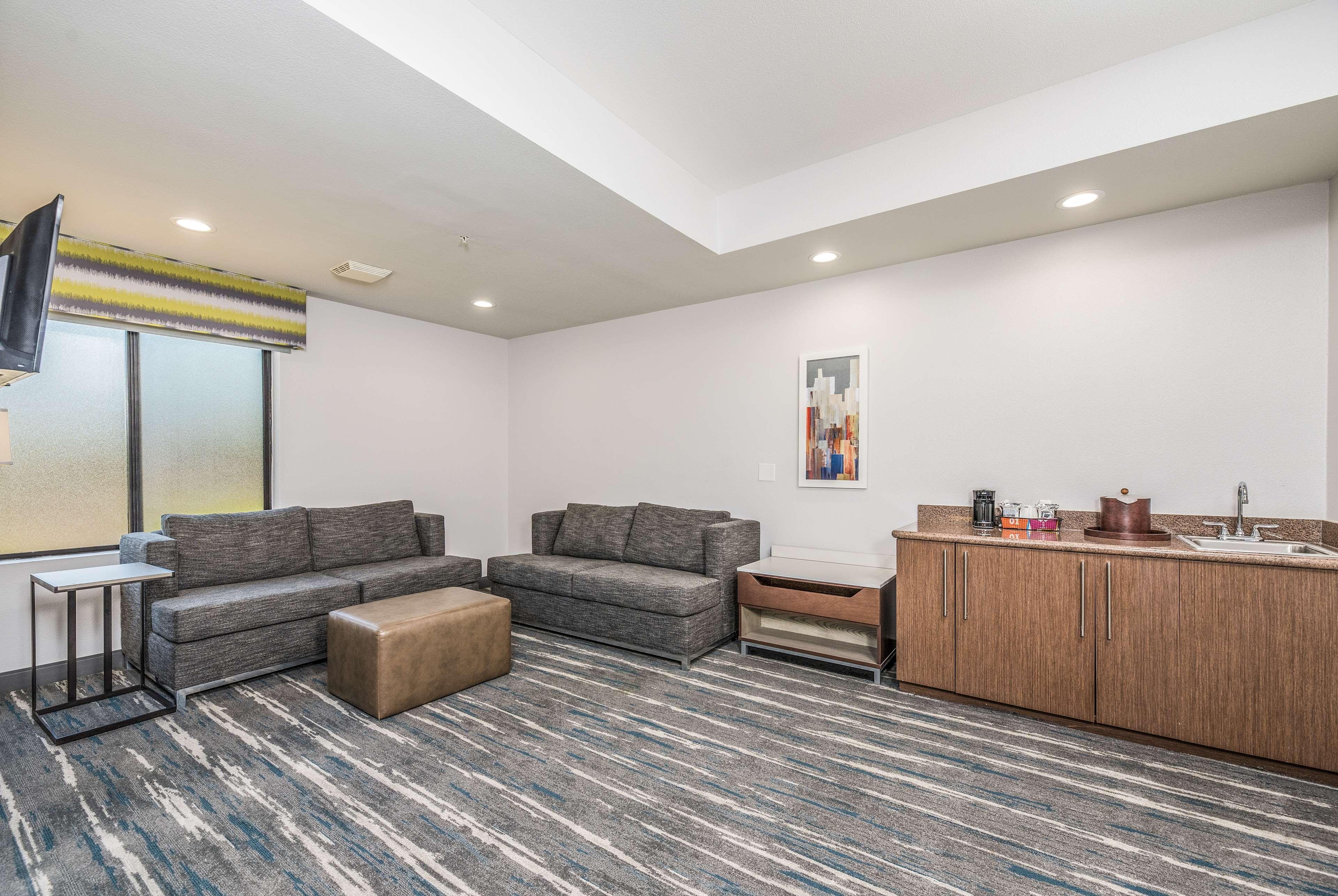 Hampton Inn Oakland-Hayward Luaran gambar