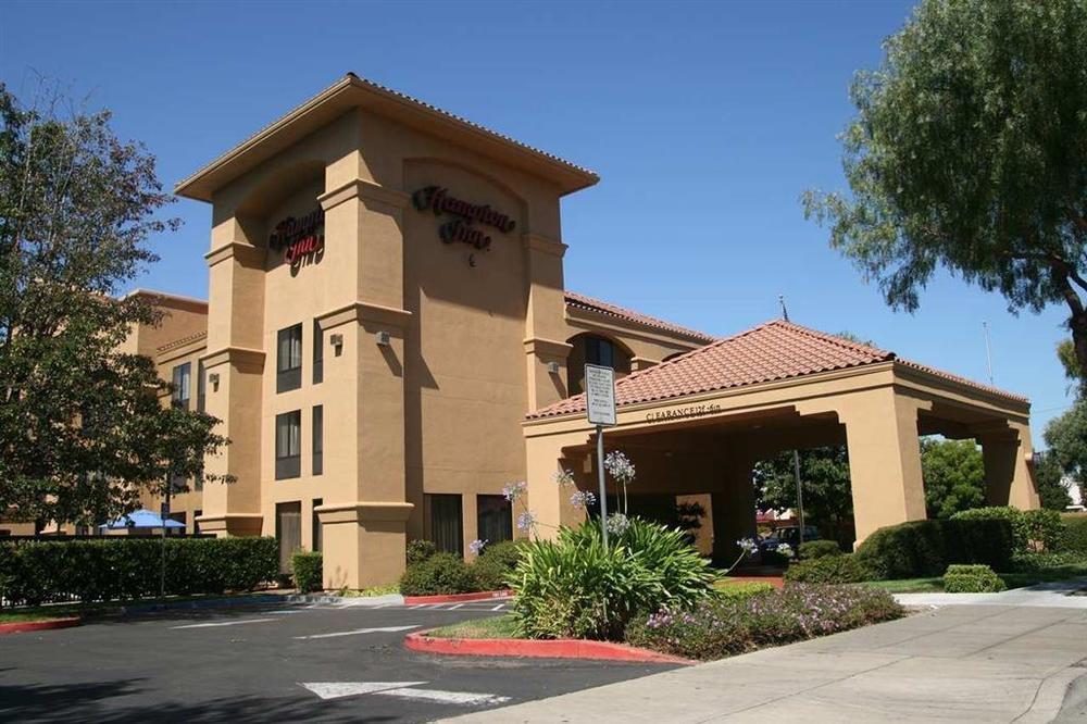 Hampton Inn Oakland-Hayward Luaran gambar
