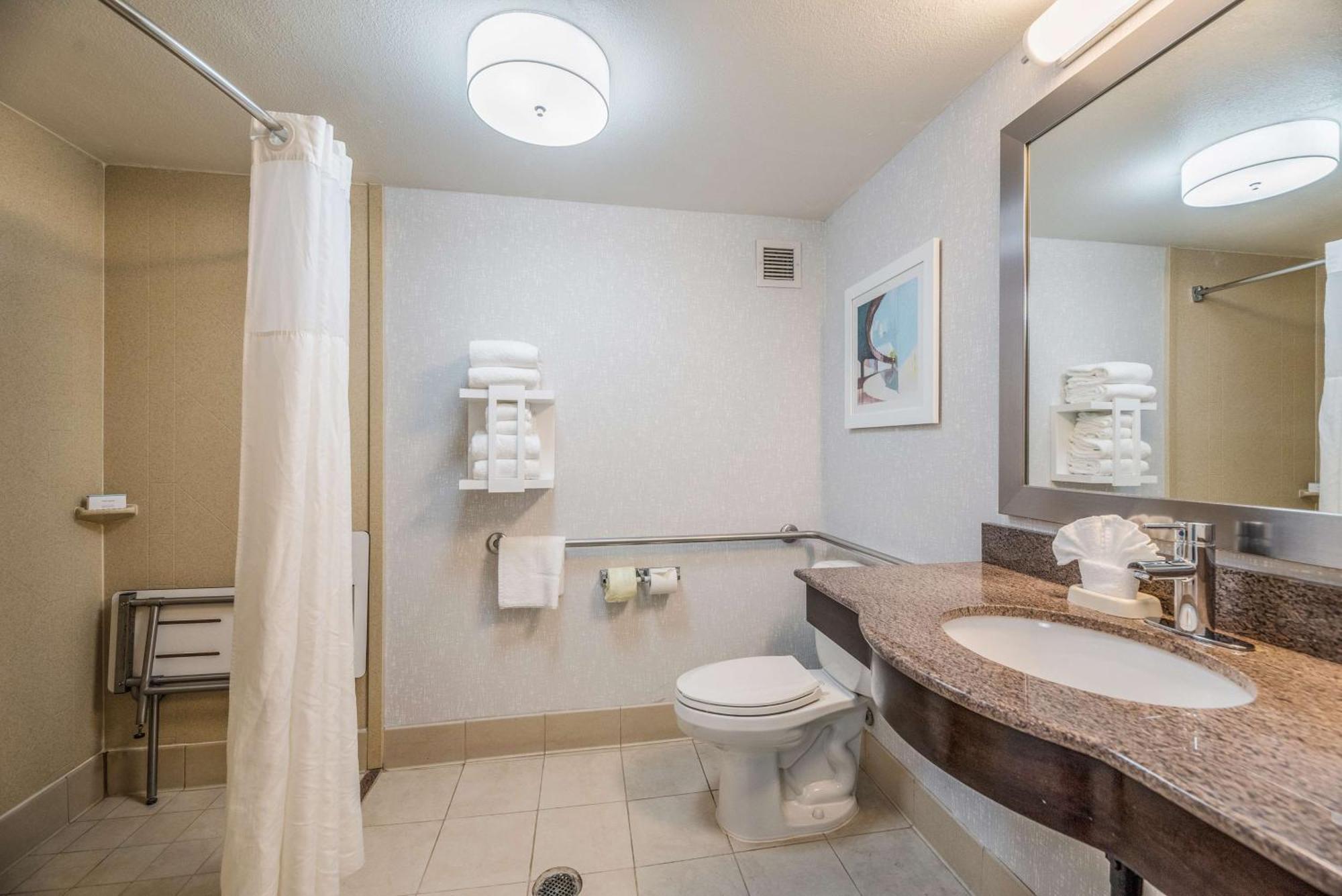Hampton Inn Oakland-Hayward Luaran gambar