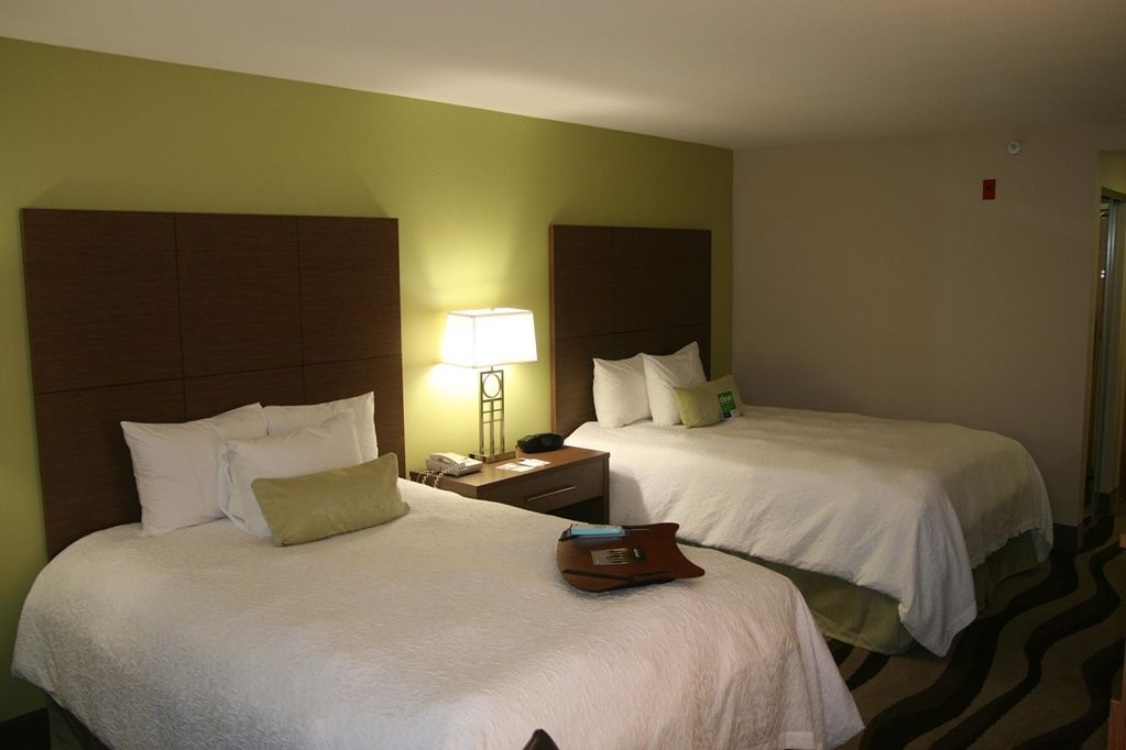 Hampton Inn Oakland-Hayward Bilik gambar