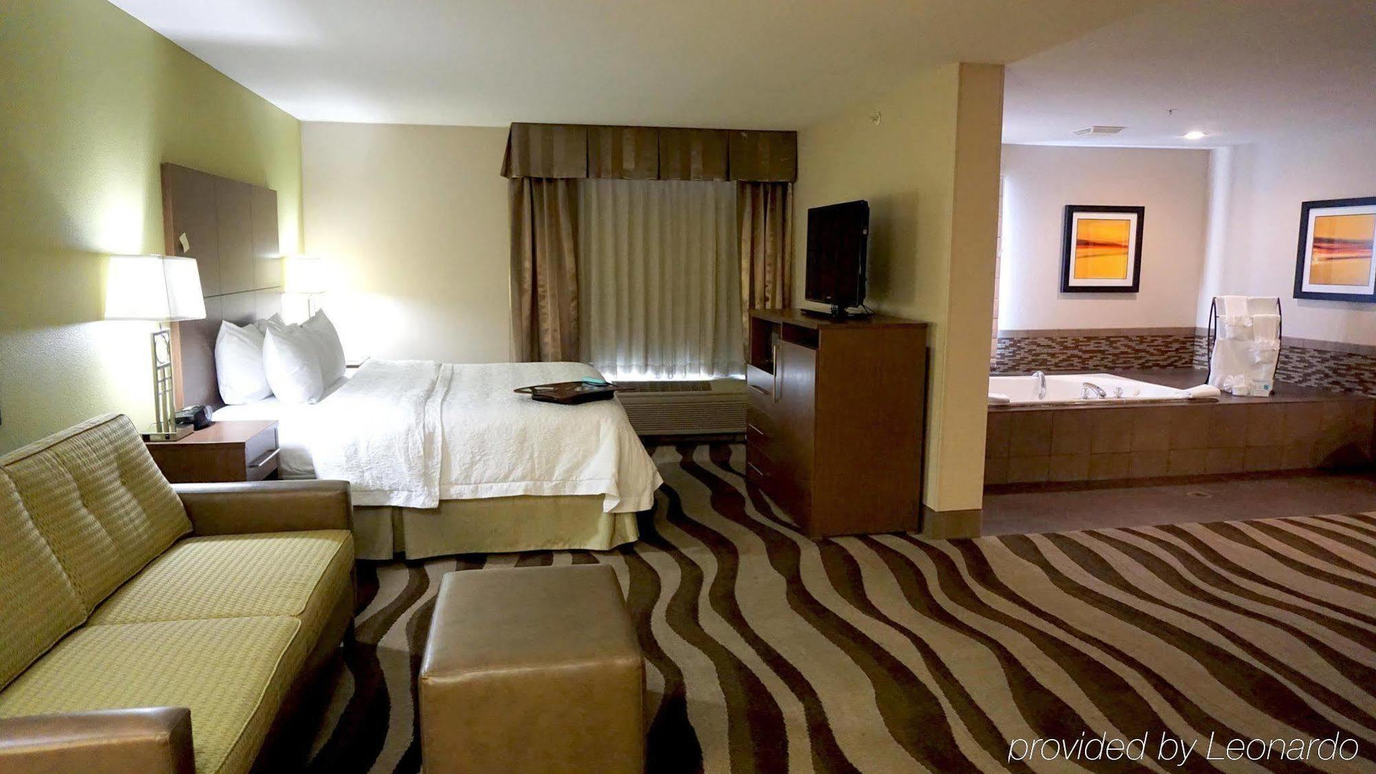 Hampton Inn Oakland-Hayward Luaran gambar